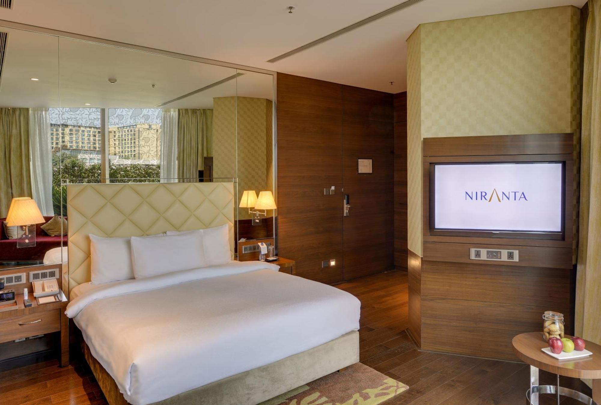 Niranta Transit Hotel Mumbai Airport - At Arrivals מראה חיצוני תמונה