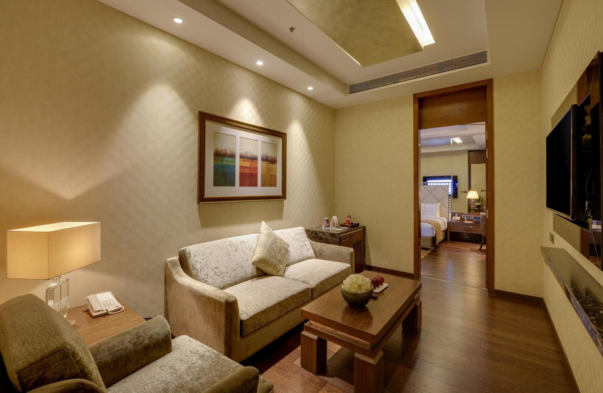 Niranta Transit Hotel Mumbai Airport - At Arrivals מראה חיצוני תמונה