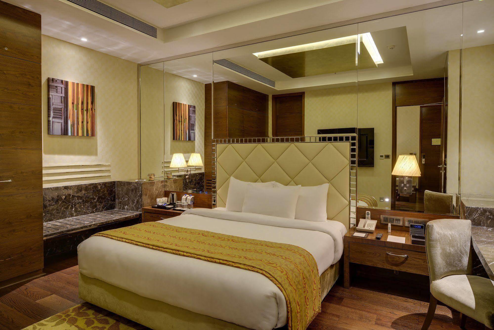 Niranta Transit Hotel Mumbai Airport - At Arrivals מראה חיצוני תמונה