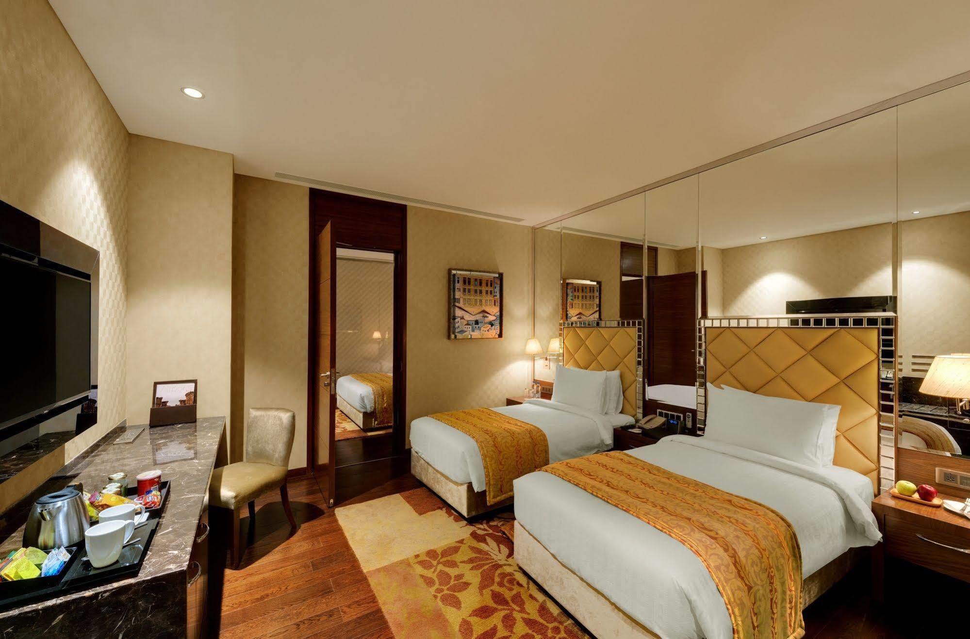 Niranta Transit Hotel Mumbai Airport - At Arrivals מראה חיצוני תמונה