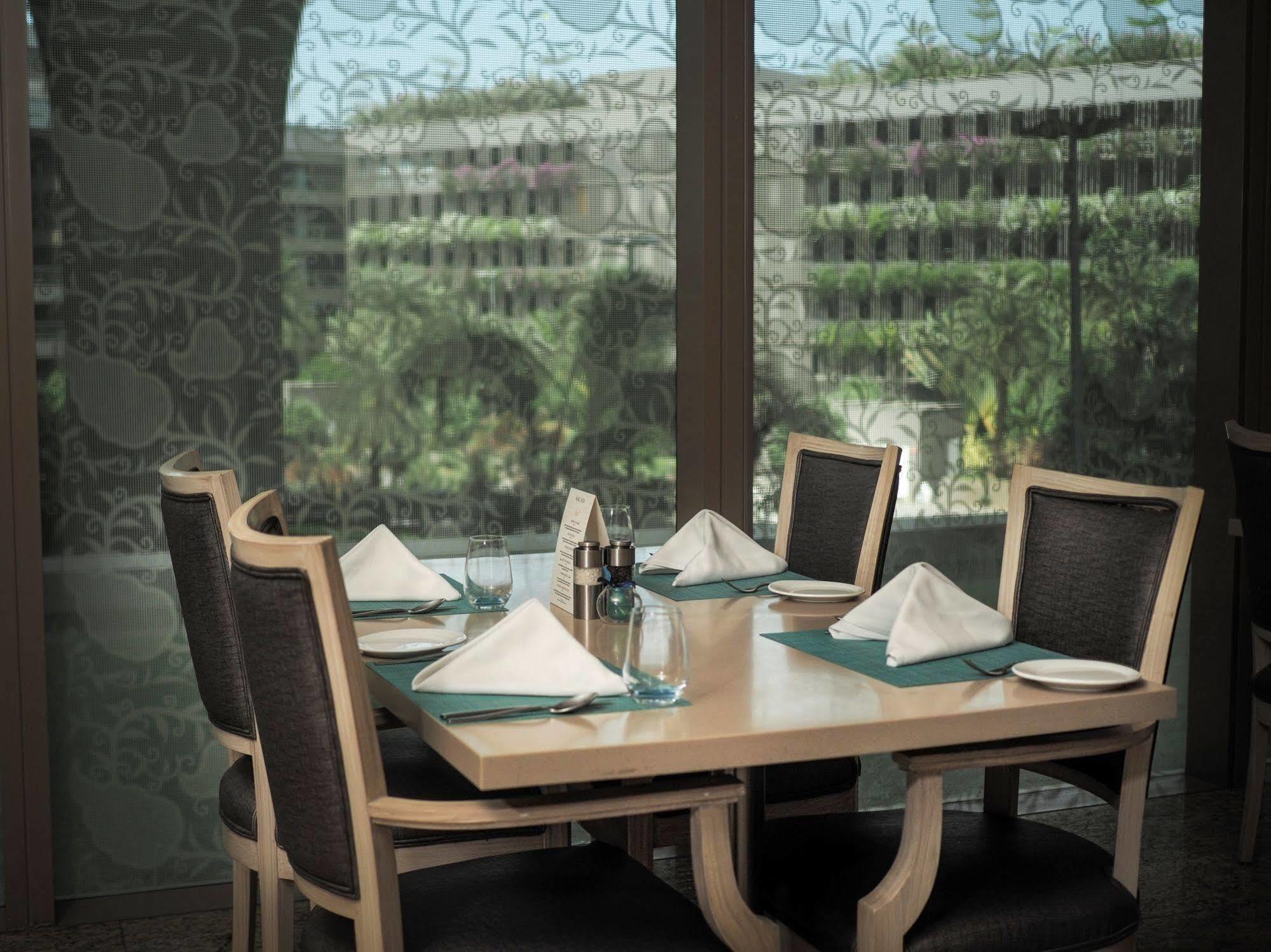 Niranta Transit Hotel Mumbai Airport - At Arrivals מראה חיצוני תמונה