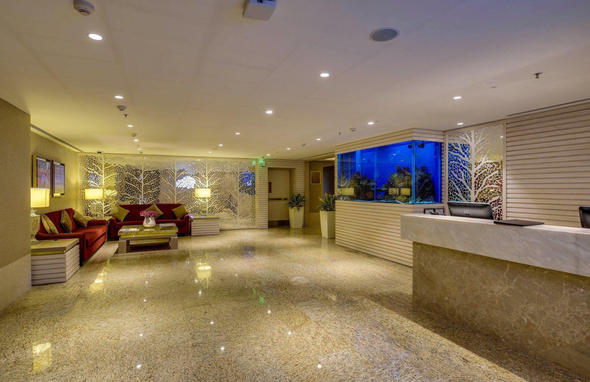 Niranta Transit Hotel Mumbai Airport - At Arrivals מראה חיצוני תמונה